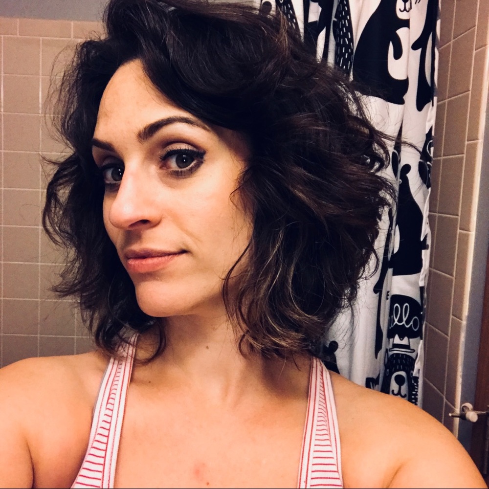 Meet your Posher, Gina